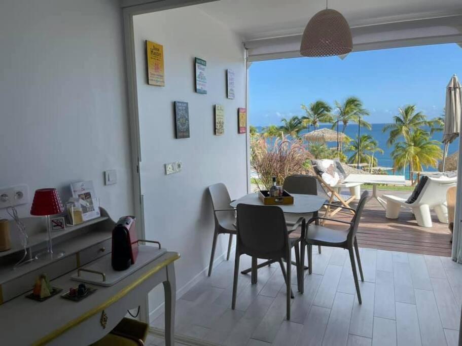 Le Bo Studio - Logement Standing Vue Mer & Piscine Le Diamant Dış mekan fotoğraf